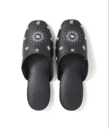 BANDANA SLIPPERS 반다나 슬리퍼