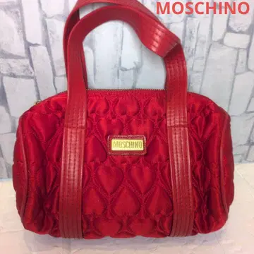새상품급 모스키노 빨간색 하트 모양 퀼팅 핸드백