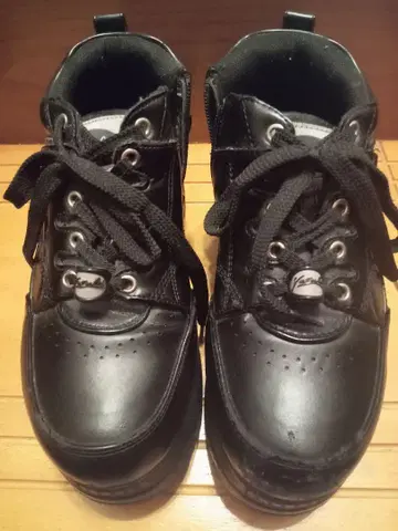 요스케 통굽 스니커즈 24cm