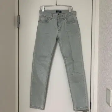 A.P.C. 라이트 블루 스키니 데님 25