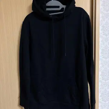 Bershka 블랙 후드티