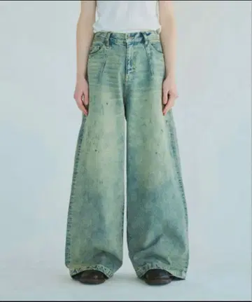 Camphor wood 와이드 배기 오버 다이 얼룩 가공 데님