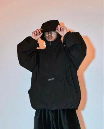 순삭 완판 아노락 후드티 L 사이즈 화이트 레터링