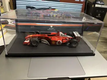 FERRARI F2002 Michael Schumacher 1/24