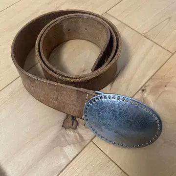 Levis 브라운 가죽 오벌 버클 벨트