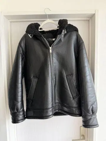 ZARA 후드 부착 블랙 가죽 자켓