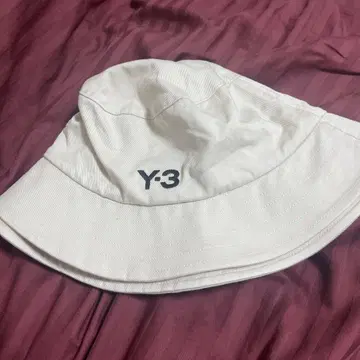 Y-3 버킷 햇 화이트 스트라이프