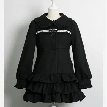 pium 피움 사다리 레이스 티어드 미니 코트