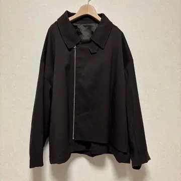 카라 부착 아우터 다크 브라운