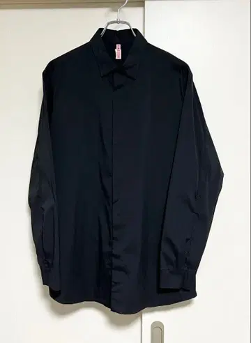 새상품급 일본제 TEATORA 3단 비익 버튼 드레스 셔츠 블랙 모드