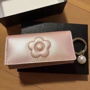 MARY QUANT 데이지 모티브 키케이스