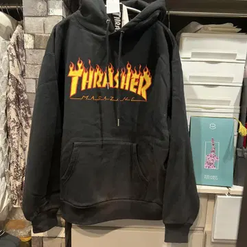 THRASHER 프레임 로고 후드티 블랙