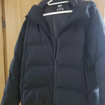UNIQLO 경량 다운 자켓 XL 블랙