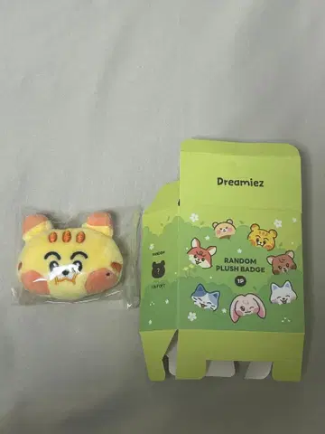 dreamies 마크 랜덤 배지