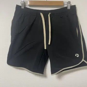 피봇 하프 팬츠