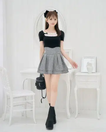 미셸 마카롱 슬림 레그 스커트