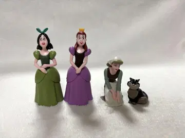 디즈니 신데렐라 트레인 가문의 초상 아나스타샤 드리젤라 루시퍼