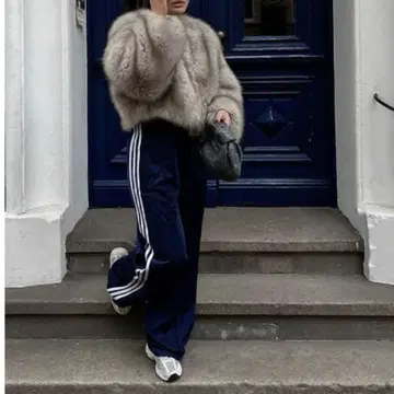 새상품급 adidas 아디다스 와이드 플레어 팬츠 트레포일 S