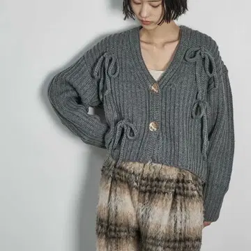 [ THE YOn ] 자영 가디건