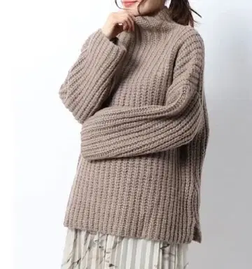 [미라 오웬] 로우 게이지 오버 니트 F 모카 울 알파카 혼방