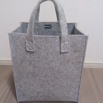 iittala / MENO 홈 백 M 사이즈