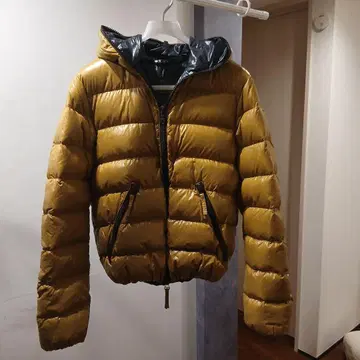 [ 새상품급 ] DUVETICA 다운 자켓 M 사이즈