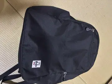 CHUMS 블랙 백팩