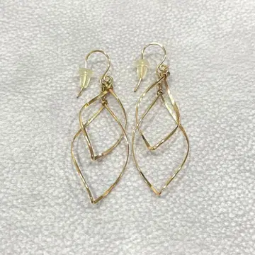 BLOOM 14k 골드 필드 귀걸이