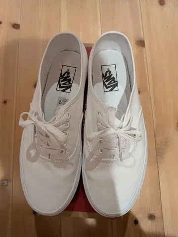 VANS 화이트 슬립온