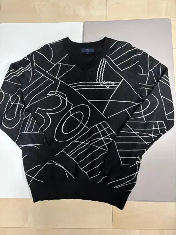 [새상품급] 캘러웨이 V넥 스웨터 M 사이즈