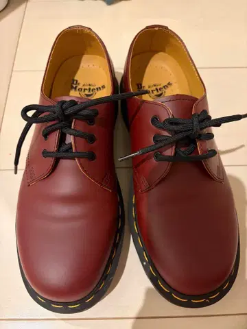 닥터마틴 레이스업 슈즈 5 UK 크림슨