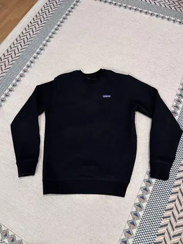 Patagonia 블랙 크루넥 속기모 트레이닝복 남성용 S 사이즈