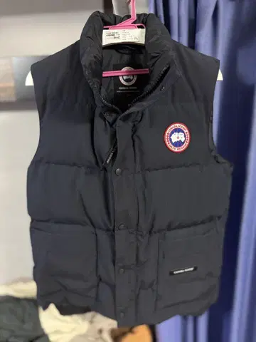 CANADA GOOSE 네이비 다운 베스트