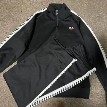 arena 아레나 저지 상하의 블랙 x 화이트 M