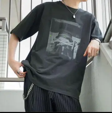 클래식 피그먼트 프린트 T셔츠