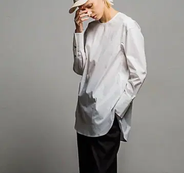 ESSEN.LAUTREAMONT 백리본 블라우스