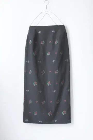 gajess 꽃무늬 타이트 스커트 블랙