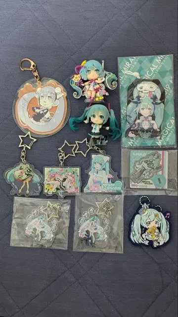 하츠네 미쿠 매지컬 미라이 키링 피규어 부적