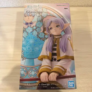 BANDAI Glasscape 프리렌 피규어