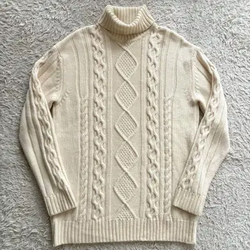 이탈리아제 바니스뉴욕 터틀넥 케이블 니트 XL