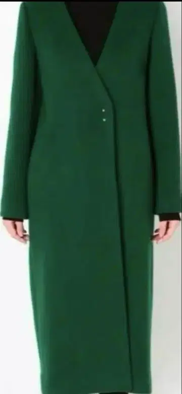 러그넘문 코트