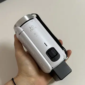 【美品】Canon　iVIS HF R800　ホワイト　SDカード付き CANON iVIS HF R800 ビデオカメラ 美品】Canon iVIS HF R800