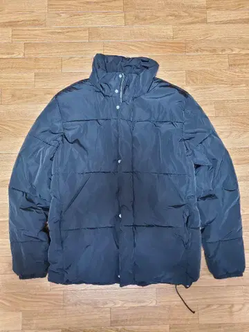 H&M 블랙 다운 자켓 S