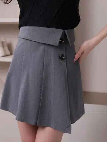 립 서비스 이너 SPT 부착 비대칭 플리츠 스커트