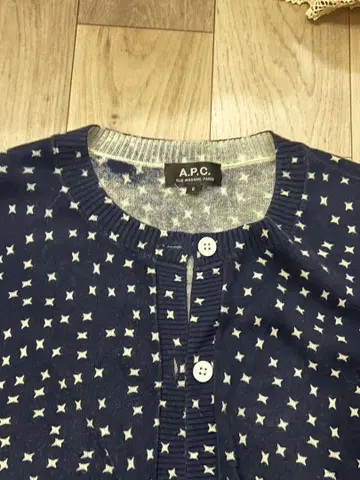 A.P.C. 네이비 별 패턴 가디건 36