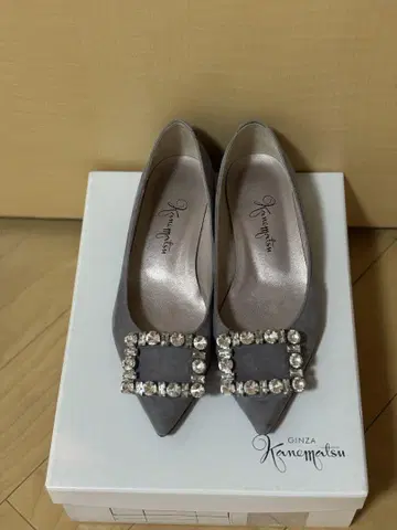 새상품급 긴자 카네마츠 로우힐 라이트 그레이 22cm