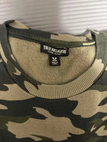 TRUE RELIGION 카모플라쥬 트레이닝복 M