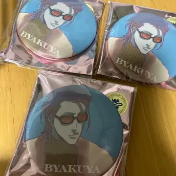 BLEACH WORLD 매트 캔뱃지 백야