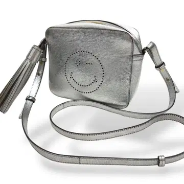 새상품급 ANYA HINDMARCH 숄더백 크로스 바디 실버