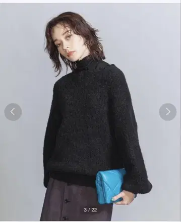 [ 미사용 새상품 ] 울 알파카 블렌드 부클 오버 니트 풀오버